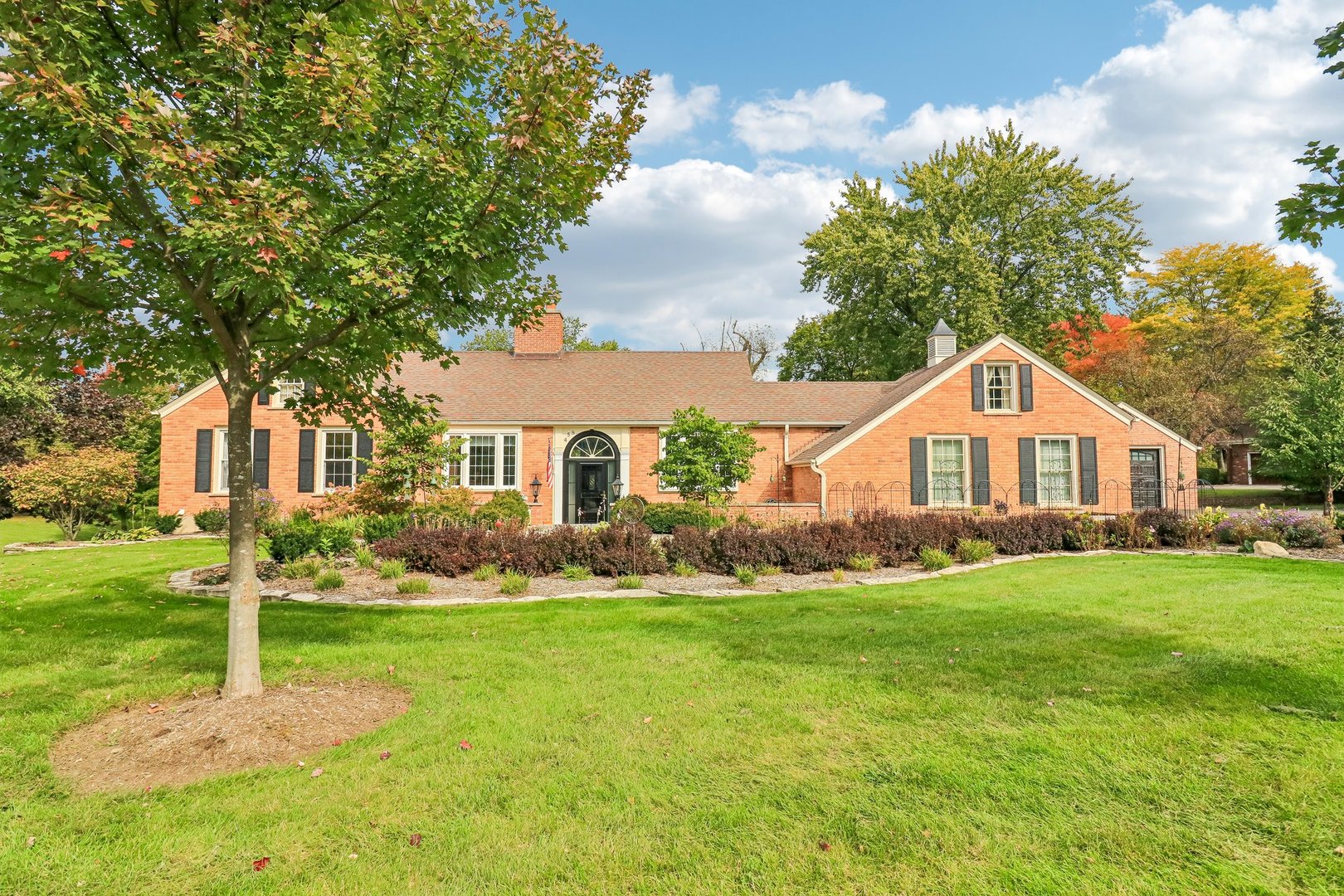 458 Pinewoods Drive Property Photo 1