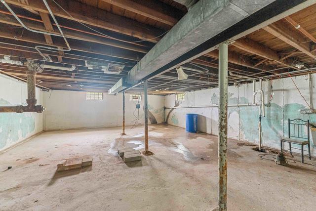 172 W 158th Street Property Photo 12