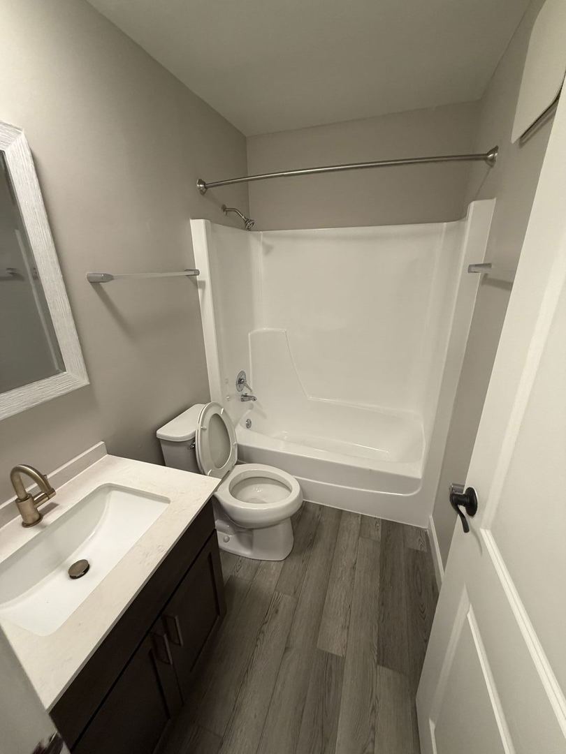 445 S Cleveland Avenue 204 Property Photo 10