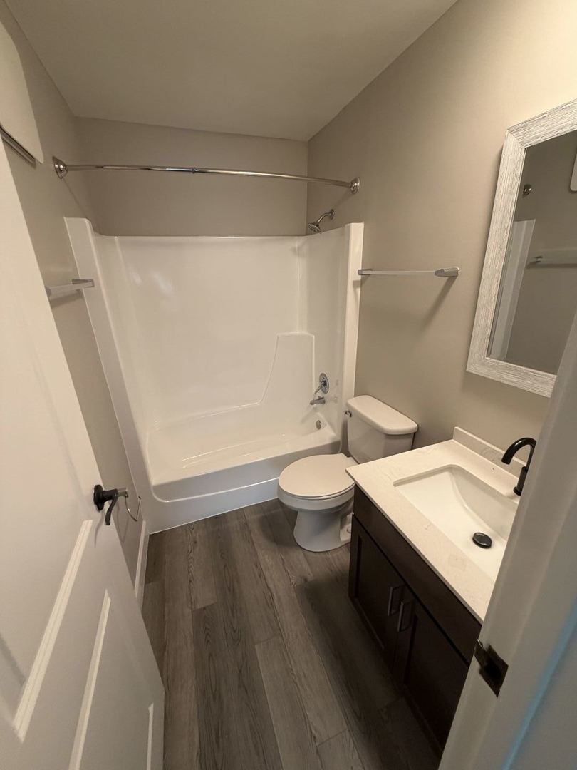 445 S Cleveland Avenue 204 Property Photo 15