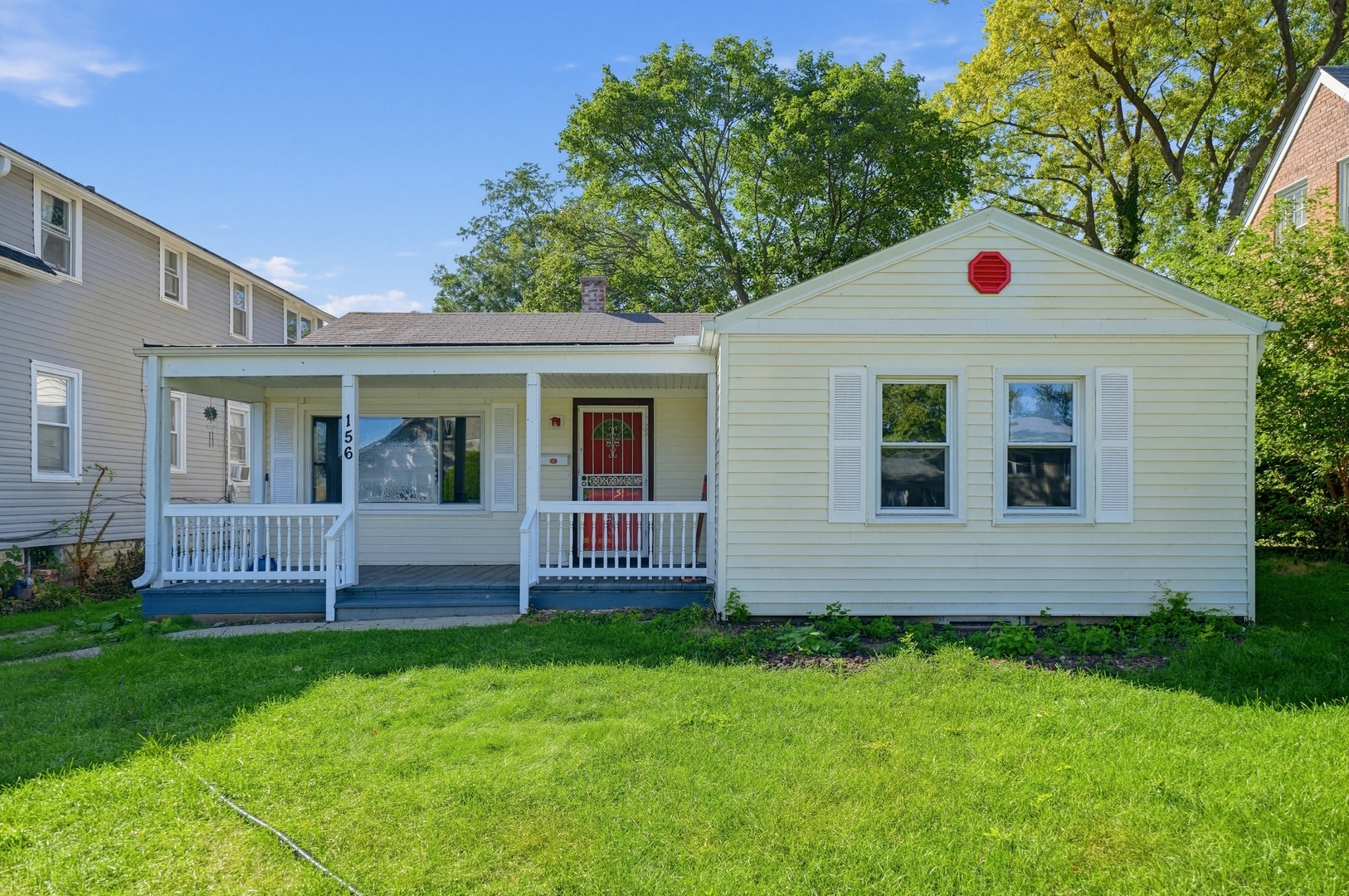 156 Oak Avenue Property Photo 1