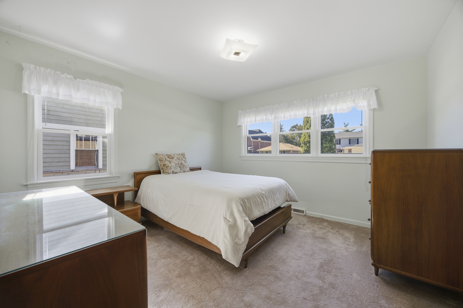455 N Maple Avenue Property Photo 8