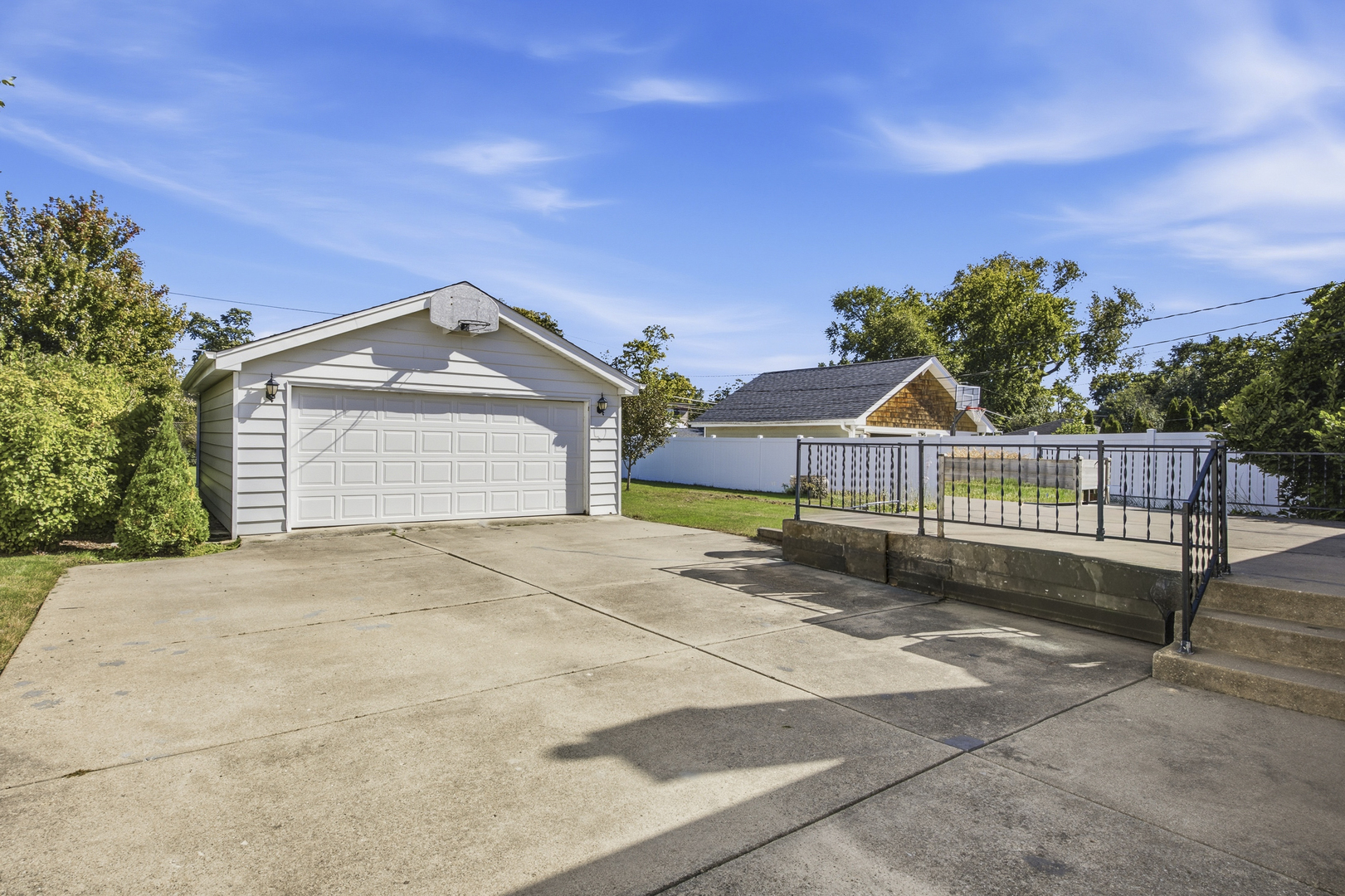 455 N Maple Avenue Property Photo 16