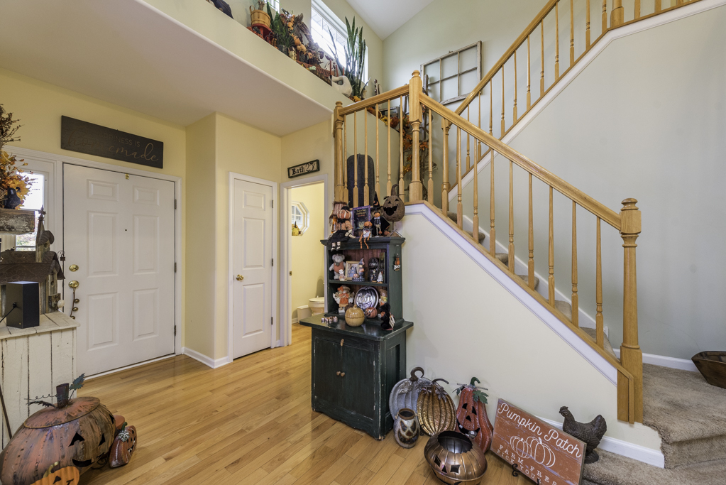 821 Woodhill Court Property Photo 3