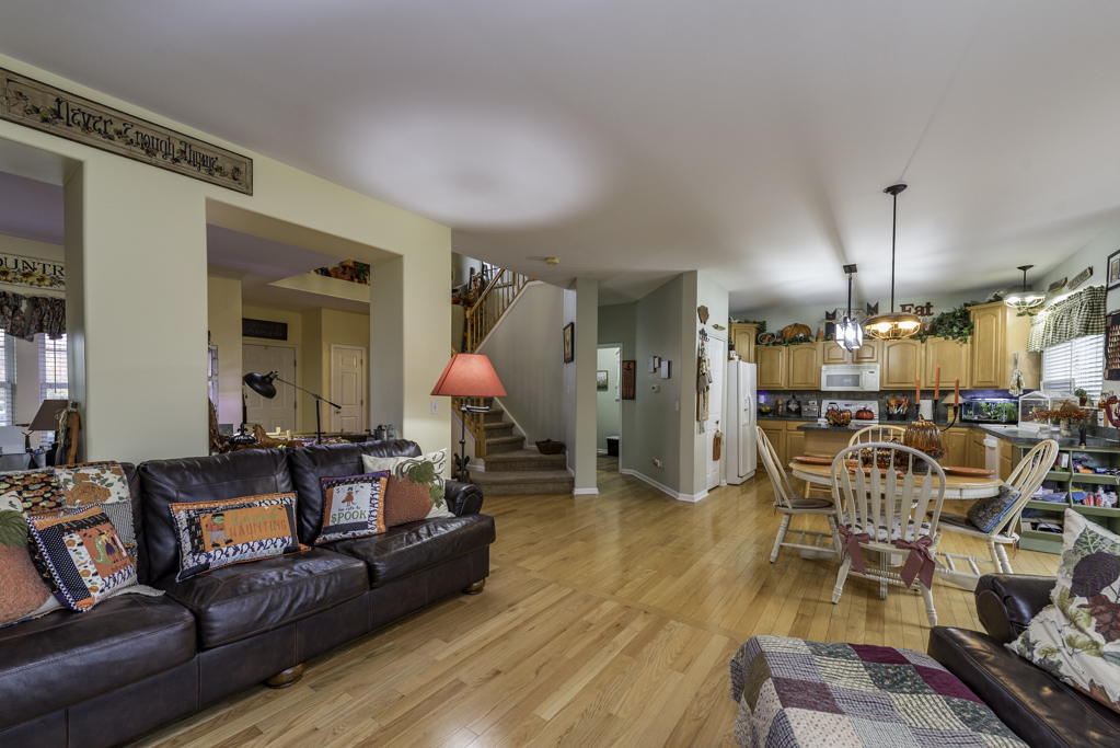 821 Woodhill Court Property Photo 7