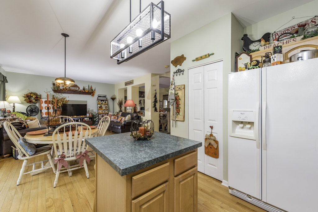 821 Woodhill Court Property Photo 13
