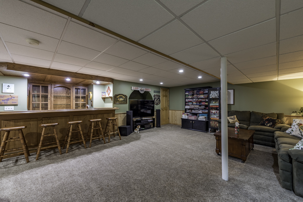821 Woodhill Court Property Photo 19