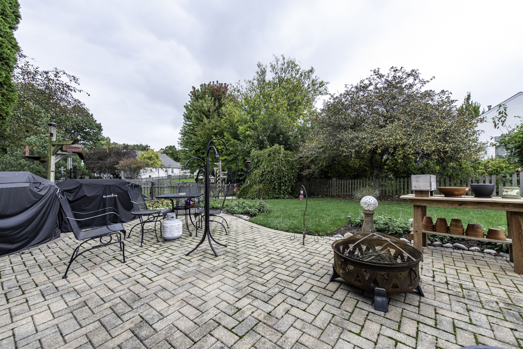 821 Woodhill Court Property Photo 34