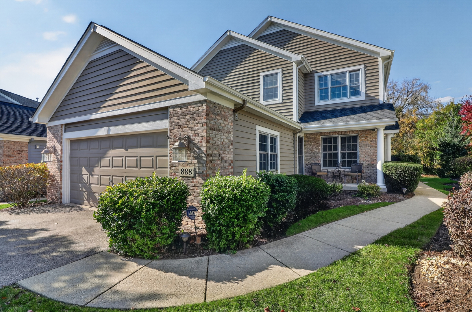 888 Villa Drive Property Photo 1