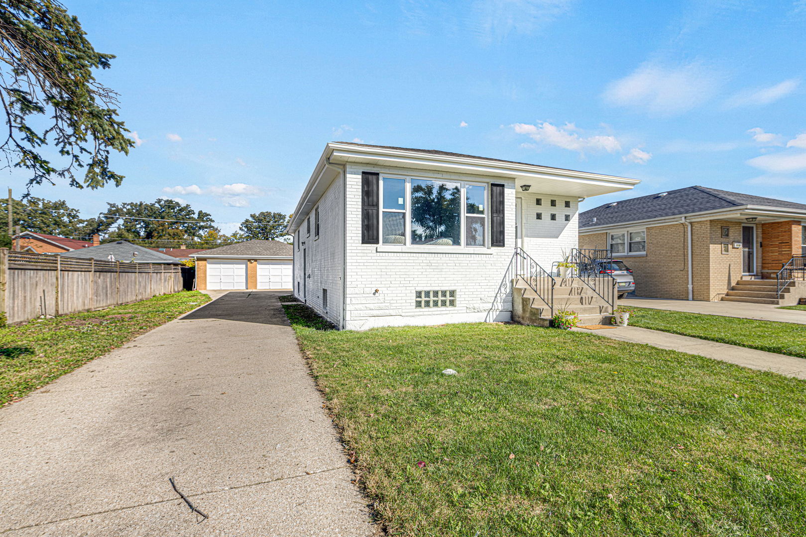 9120 26th Place Property Photo 3