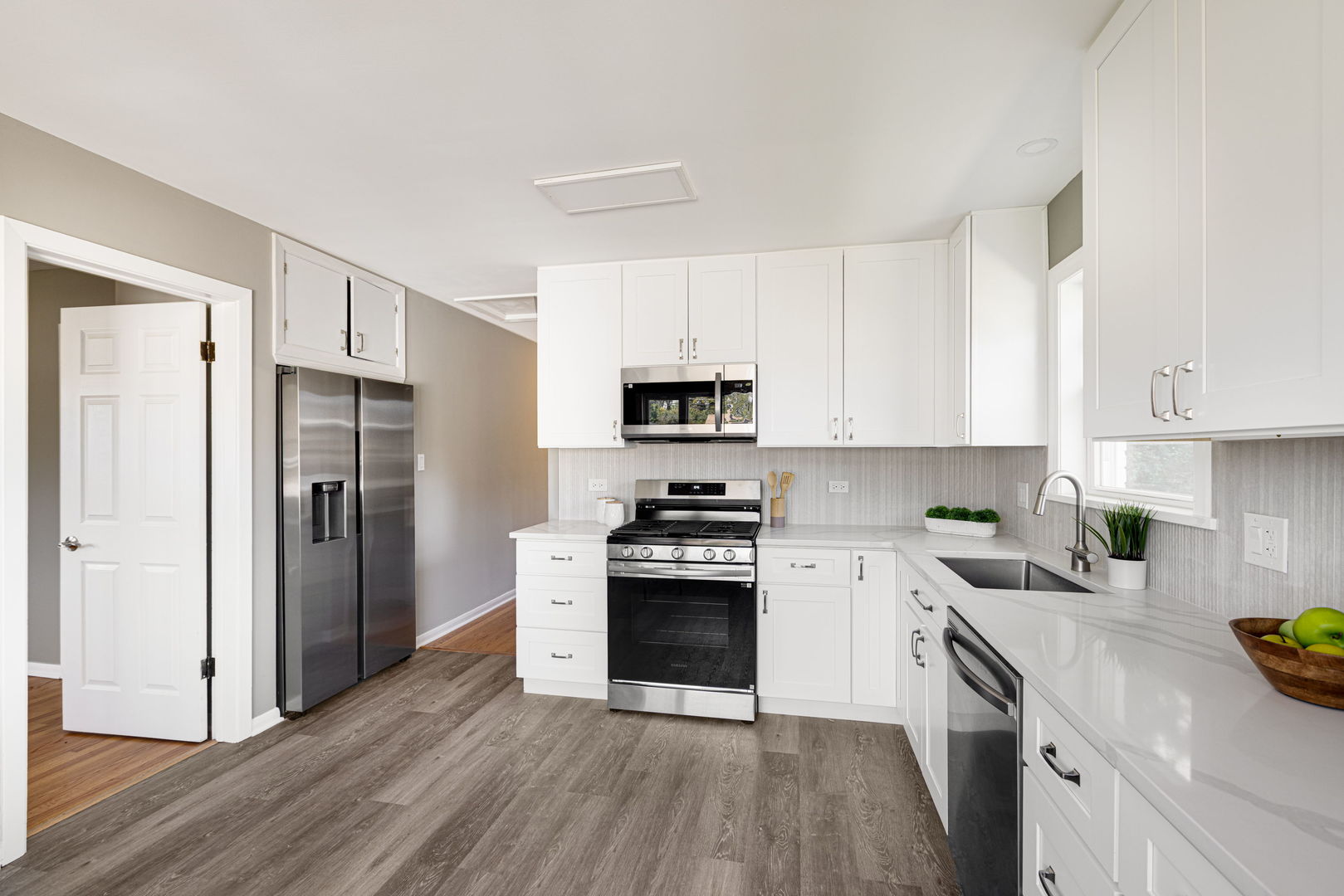 9120 26th Place Property Photo 10