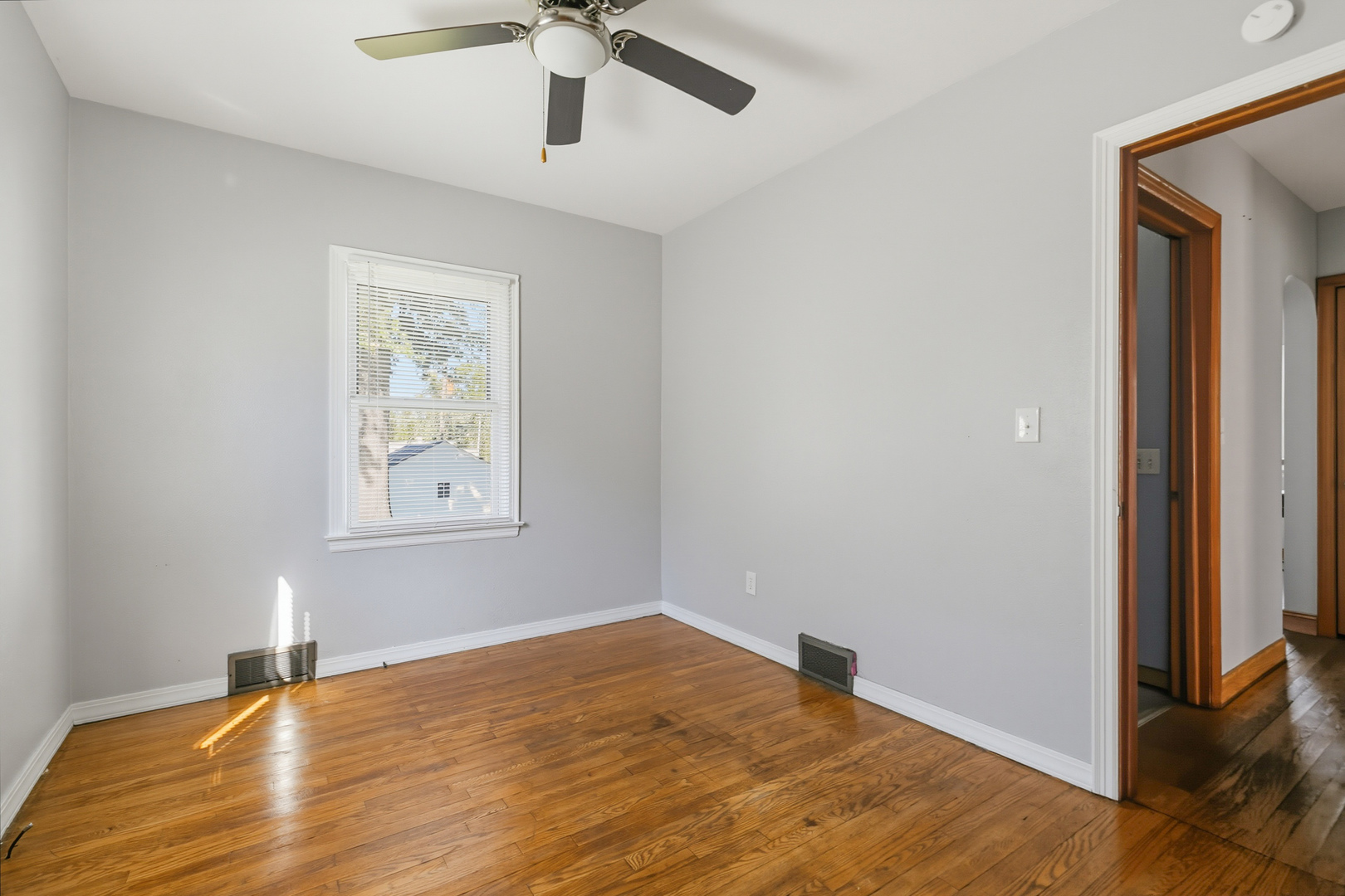 244 W 31st Street Property Photo 15