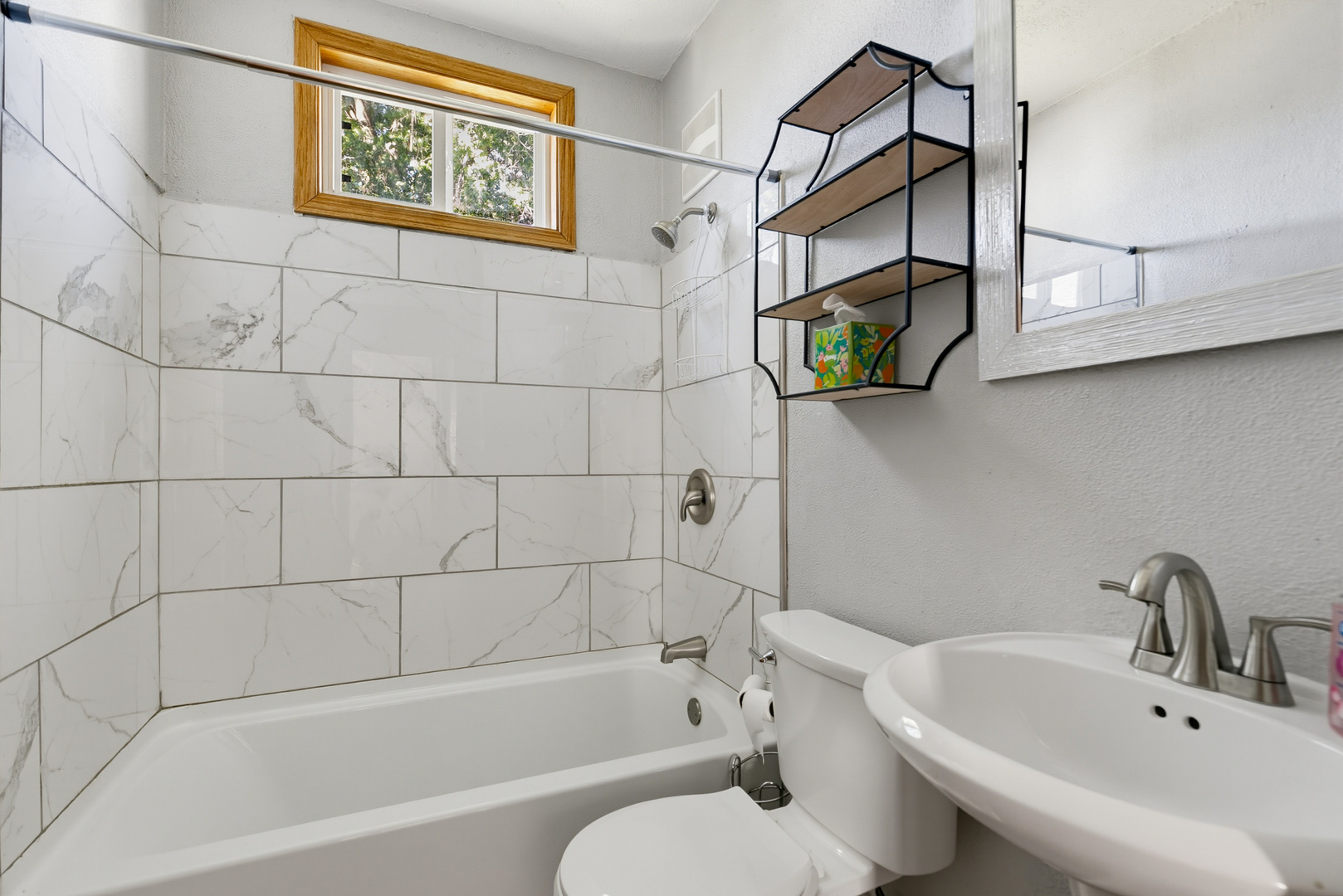 244 W 31st Street Property Photo 16
