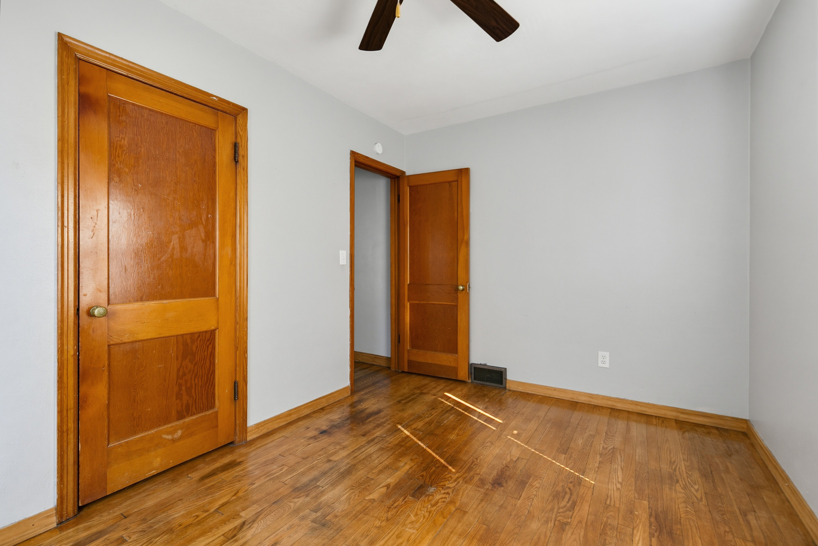 244 W 31st Street Property Photo 20