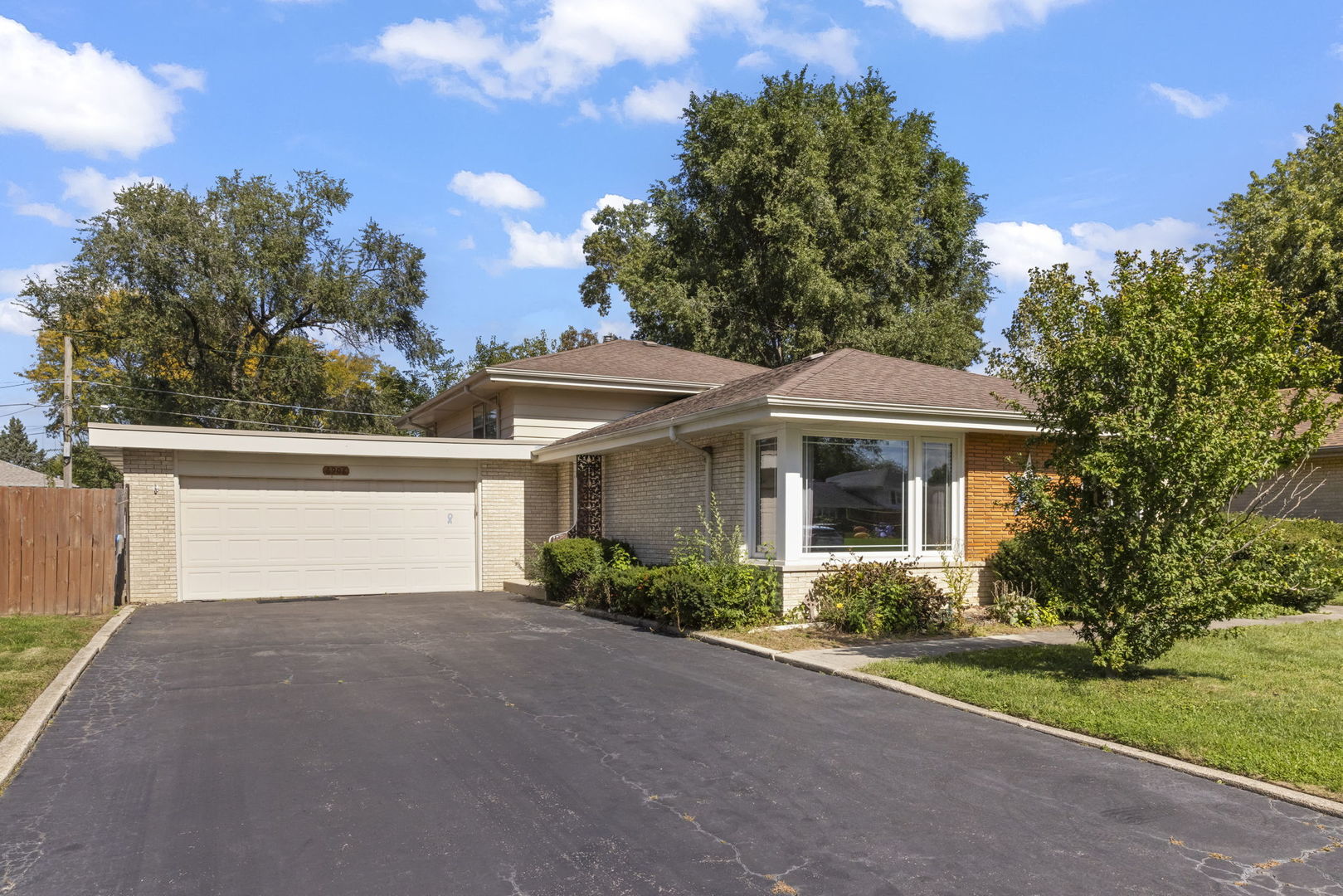 6908 W Edgewood Road