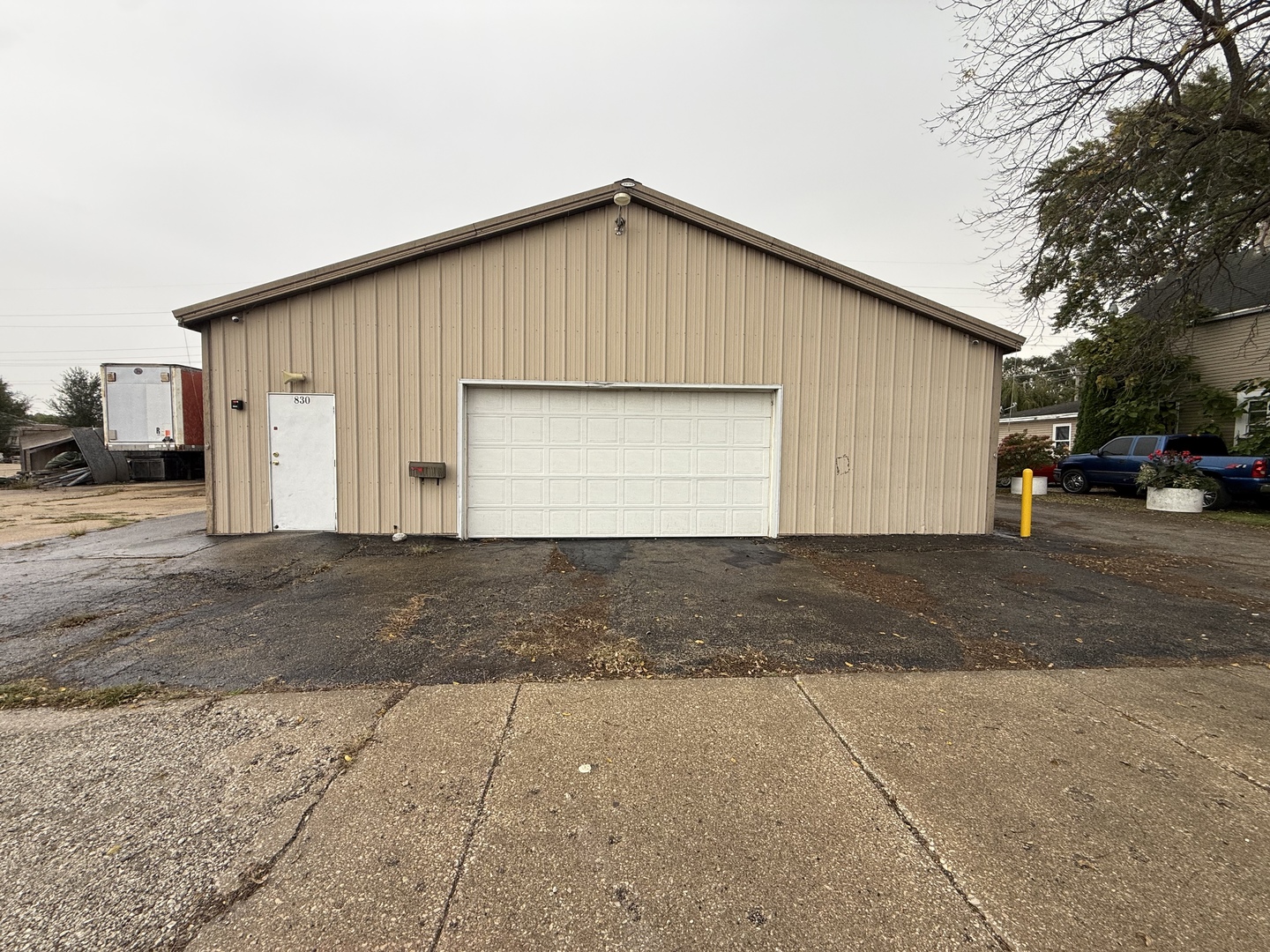 830 S Mcmullen Drive Property Photo 1