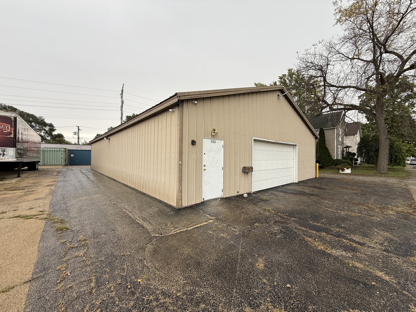 830 S Mcmullen Drive Property Photo 2