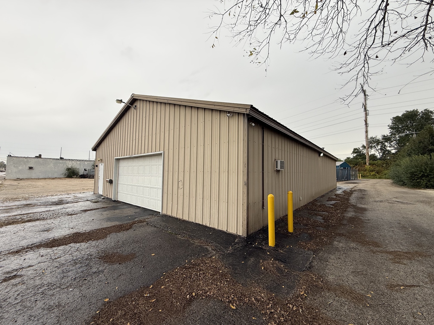 830 S Mcmullen Drive Property Photo 3