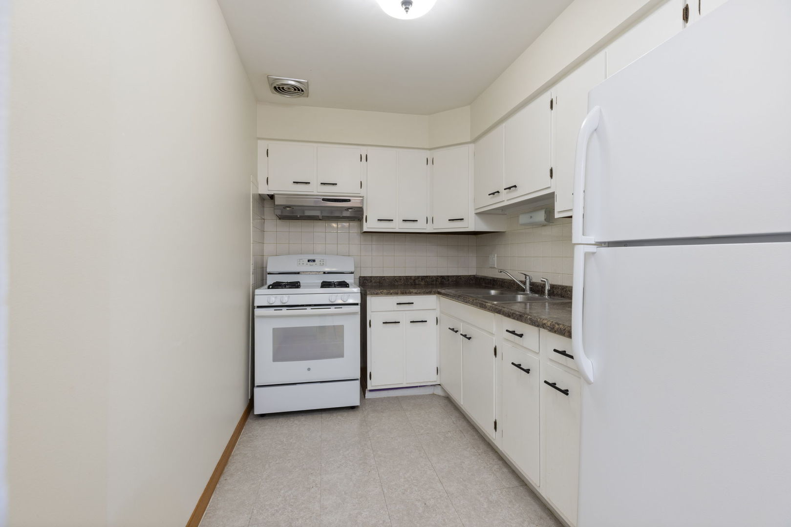 4624 N Commons Drive 303e Property Photo 8