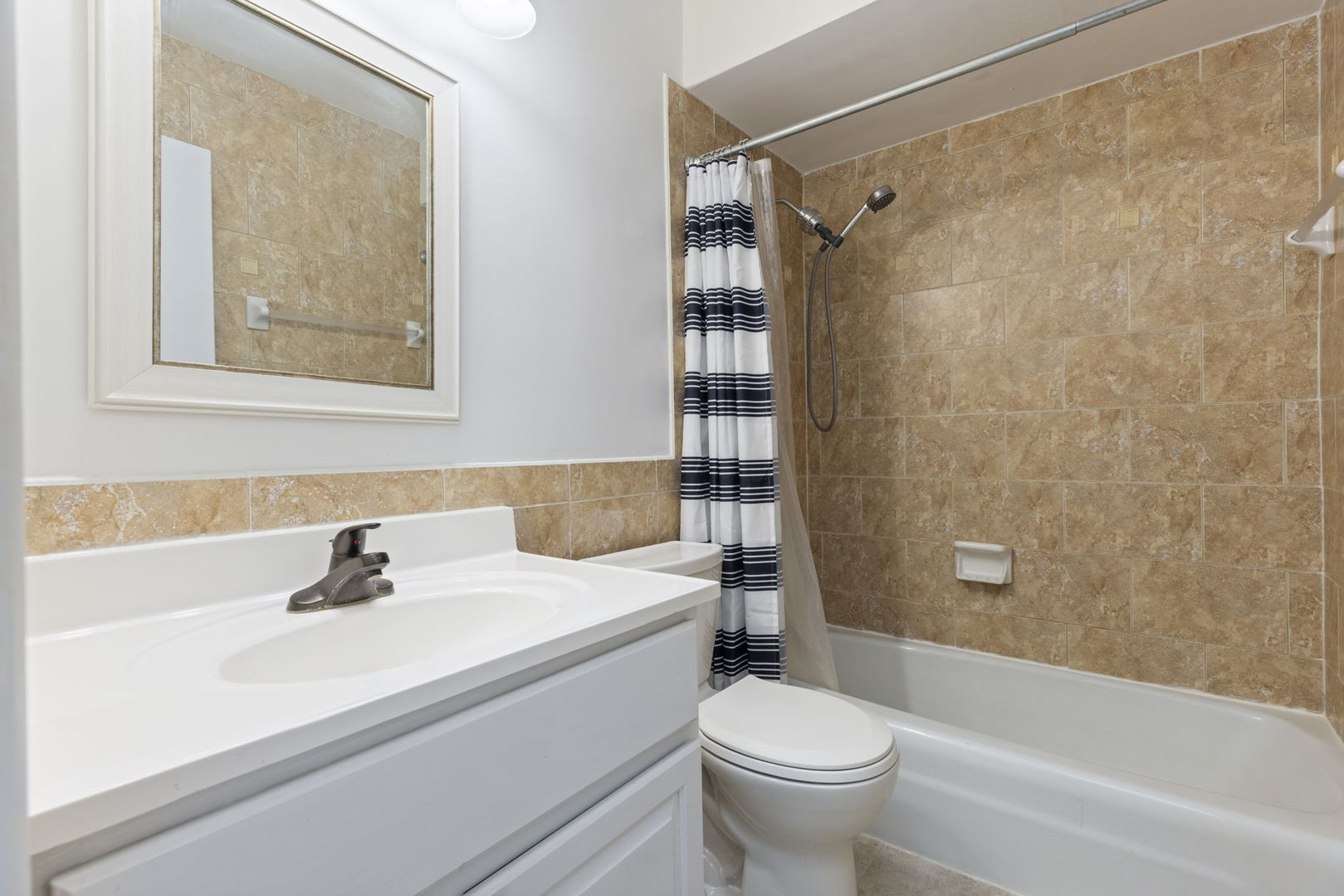 4624 N Commons Drive 303e Property Photo 11