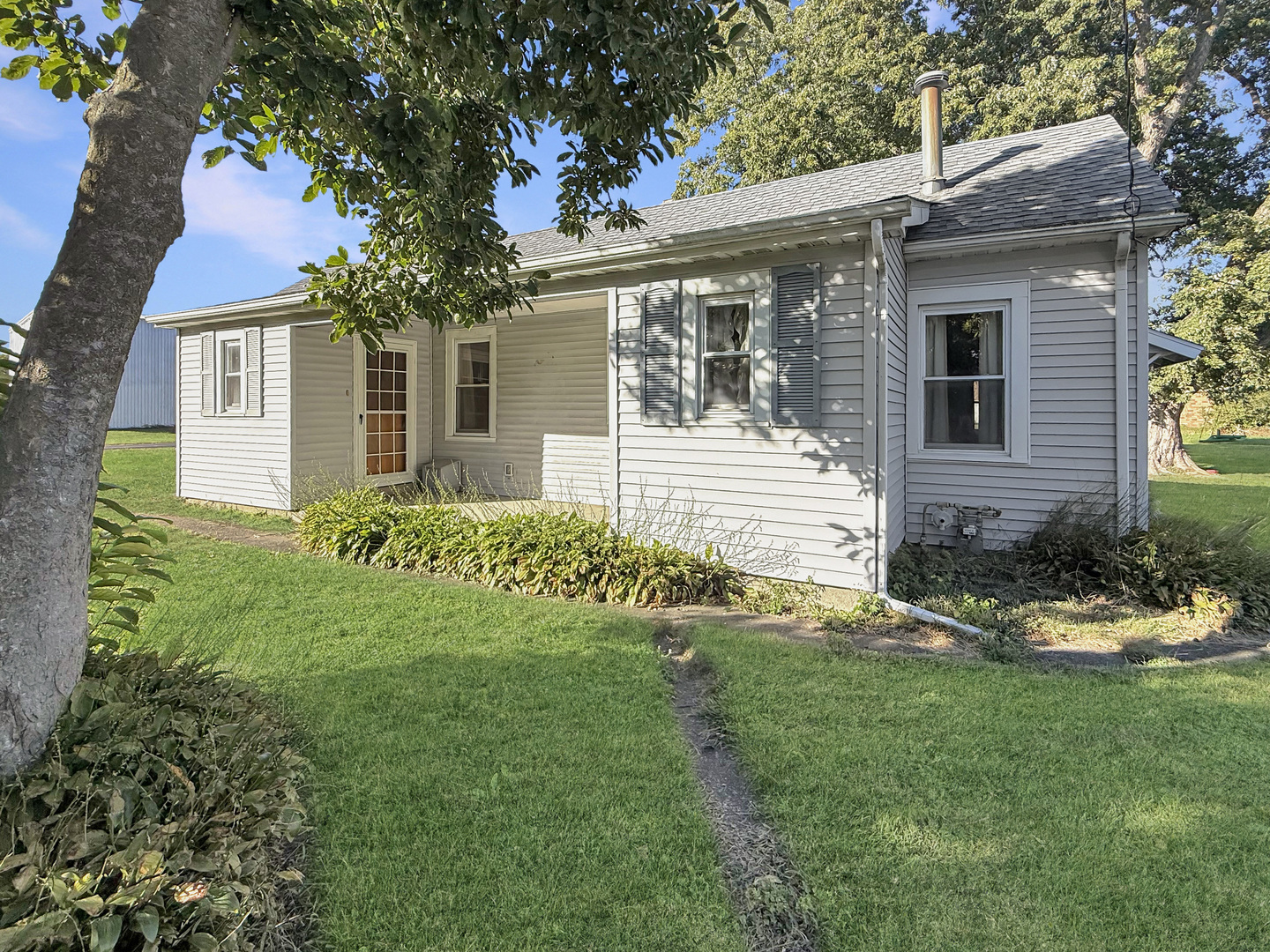 101 E Pera Street Property Photo 1