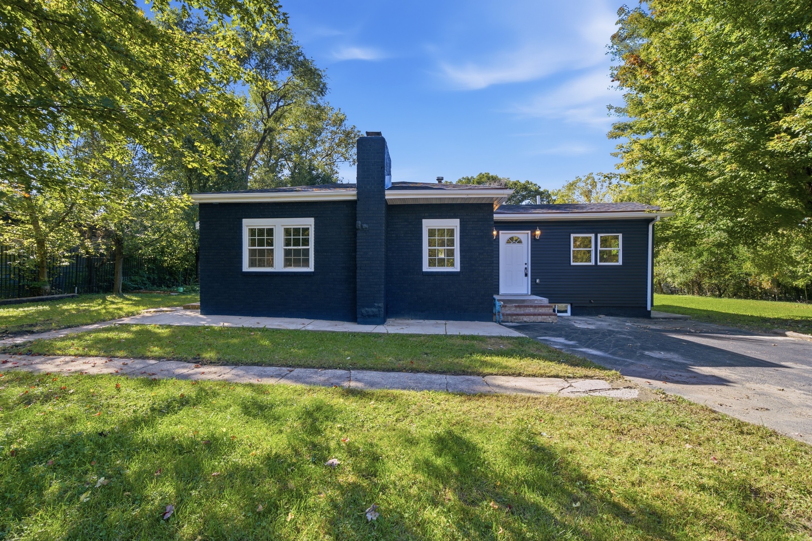 1521 Mckinley Avenue Property Photo 1