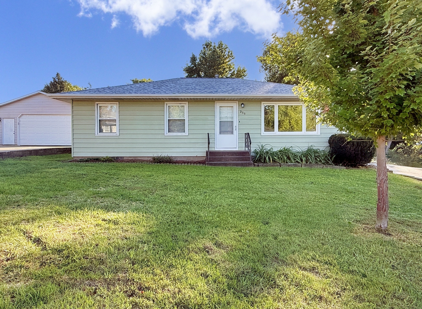 235 Cherry Court Property Photo 1