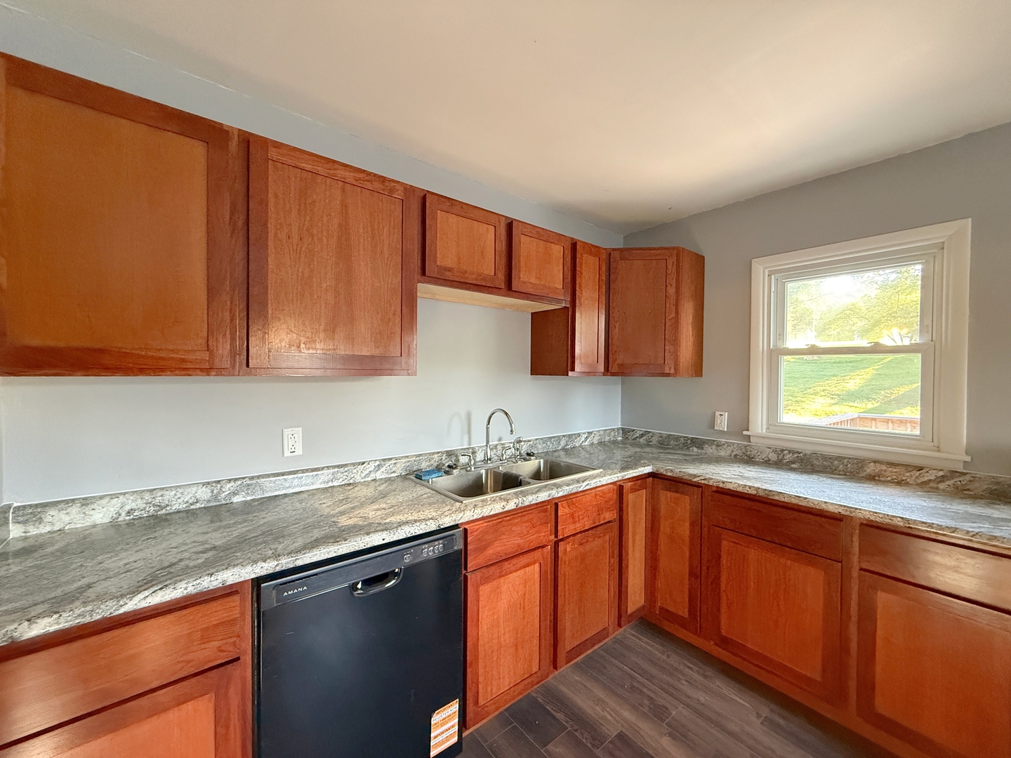 235 Cherry Court Property Photo 6