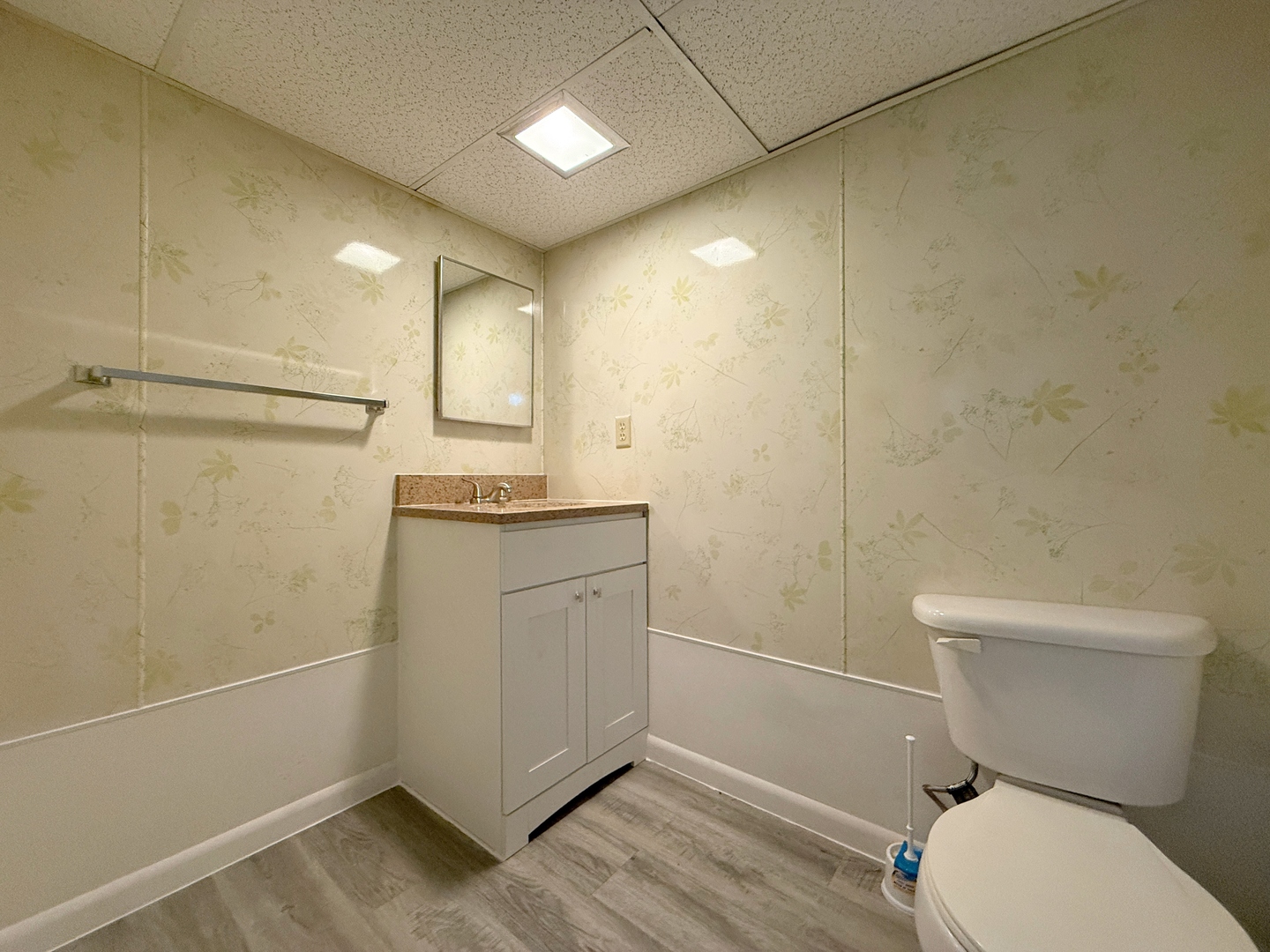 235 Cherry Court Property Photo 23