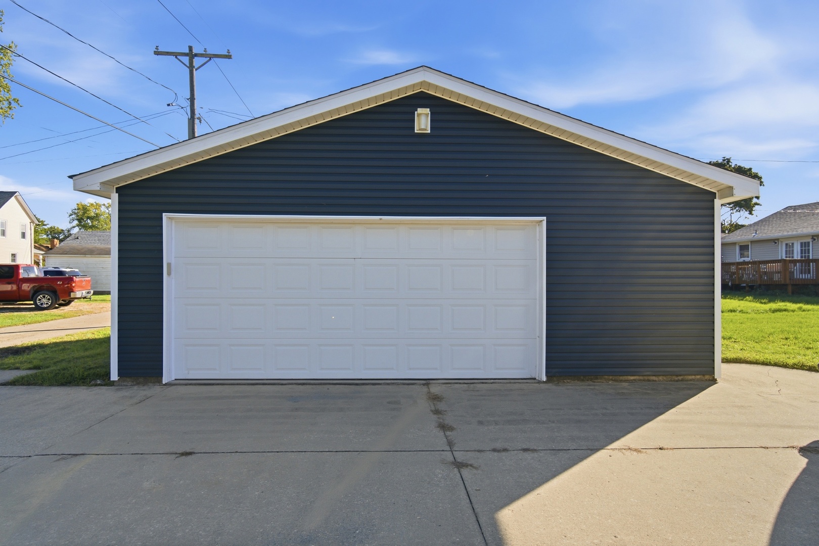 1252 S 8th Avenue Property Photo 5