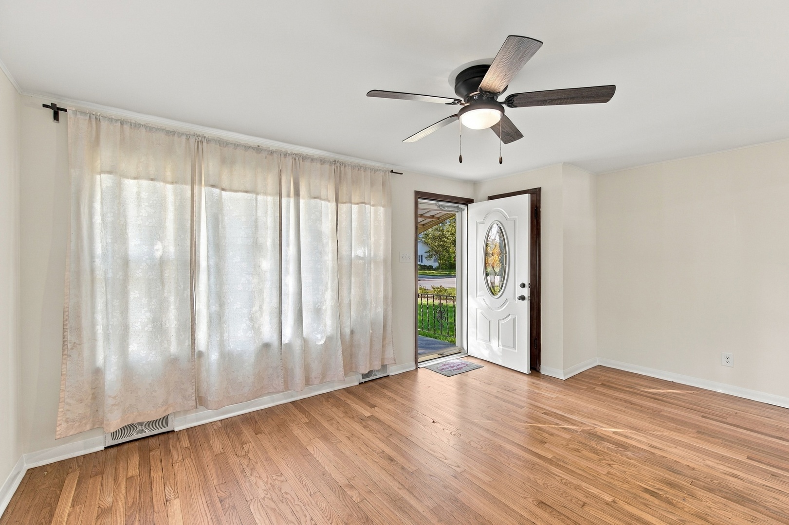 1252 S 8th Avenue Property Photo 10