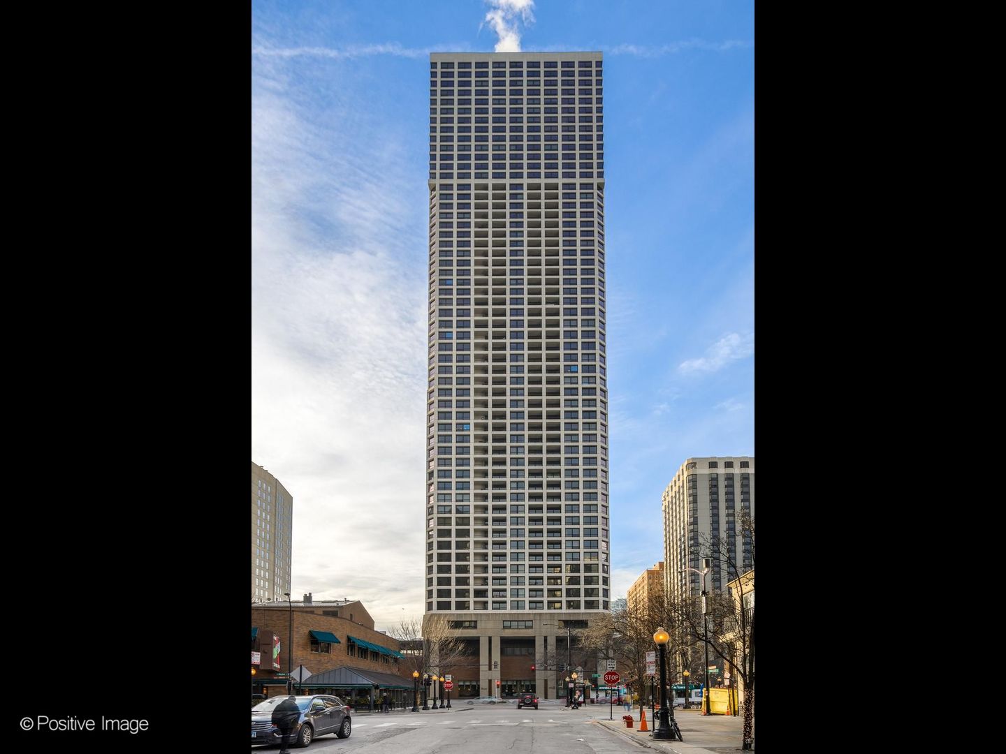 1030 N State Street 3J Property Photo 1