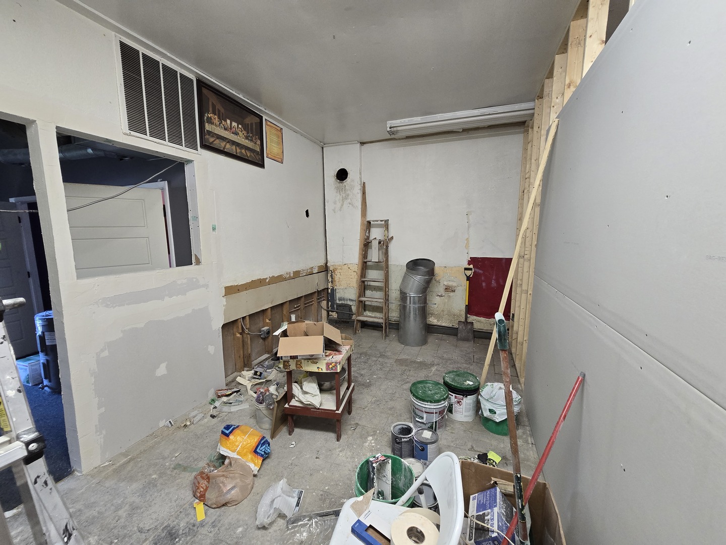 1117 W 103rd Street Property Photo 16