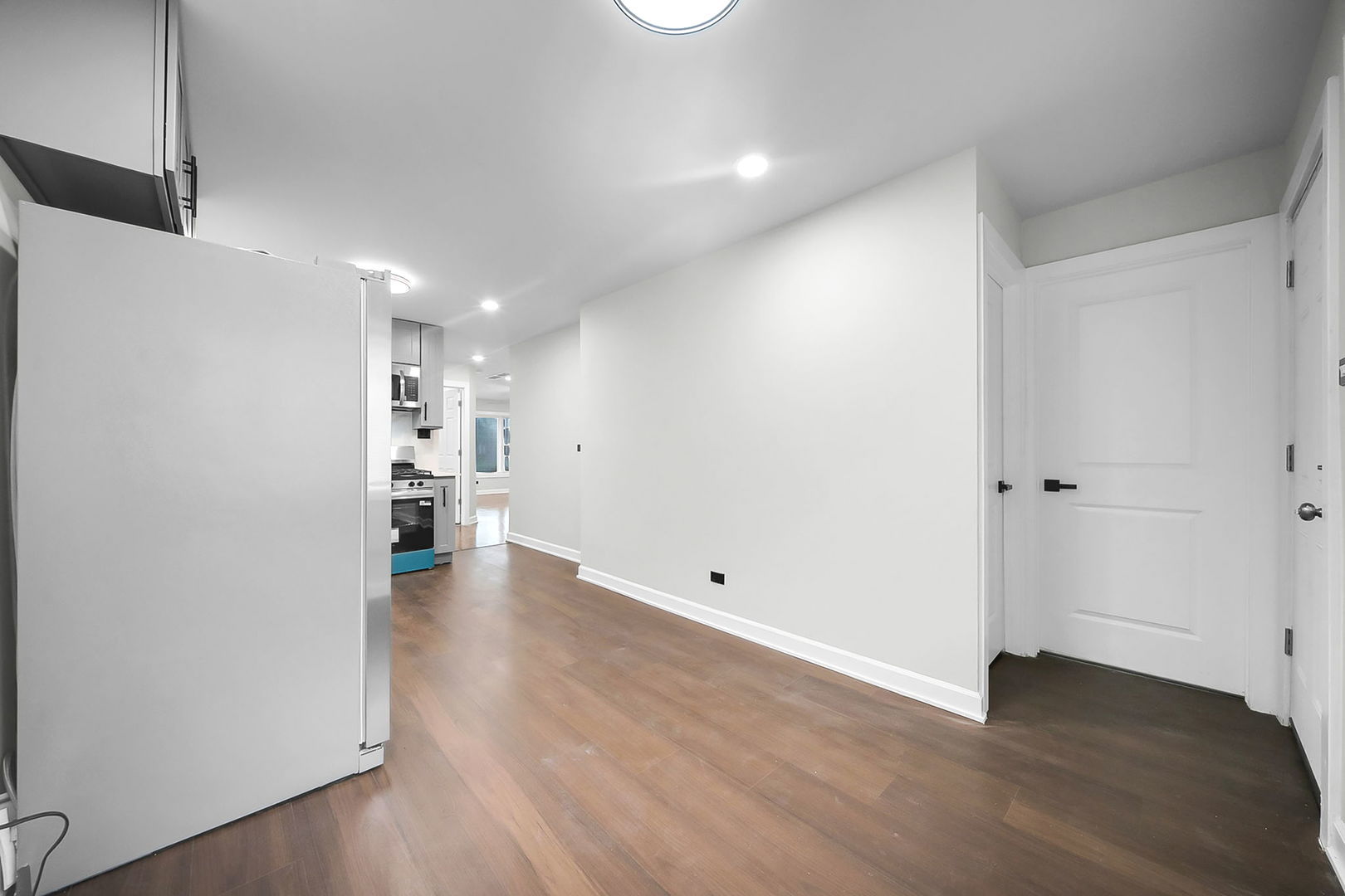 6525 S Bell Avenue Property Photo 11