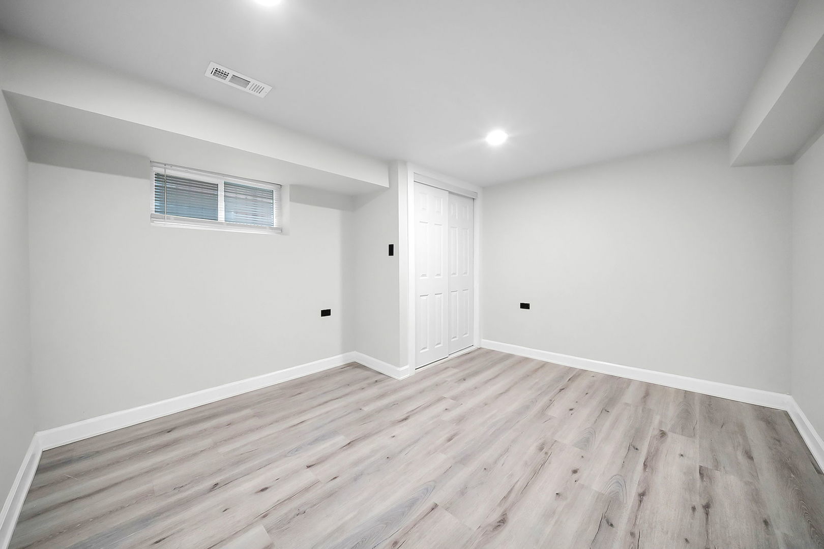 6525 S Bell Avenue Property Photo 20