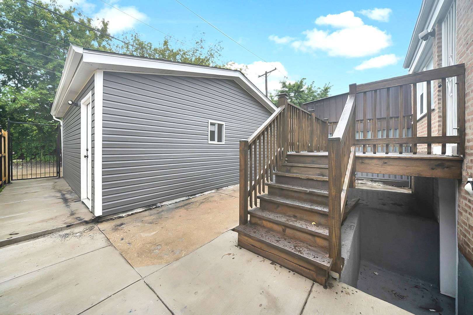 6525 S Bell Avenue Property Photo 28