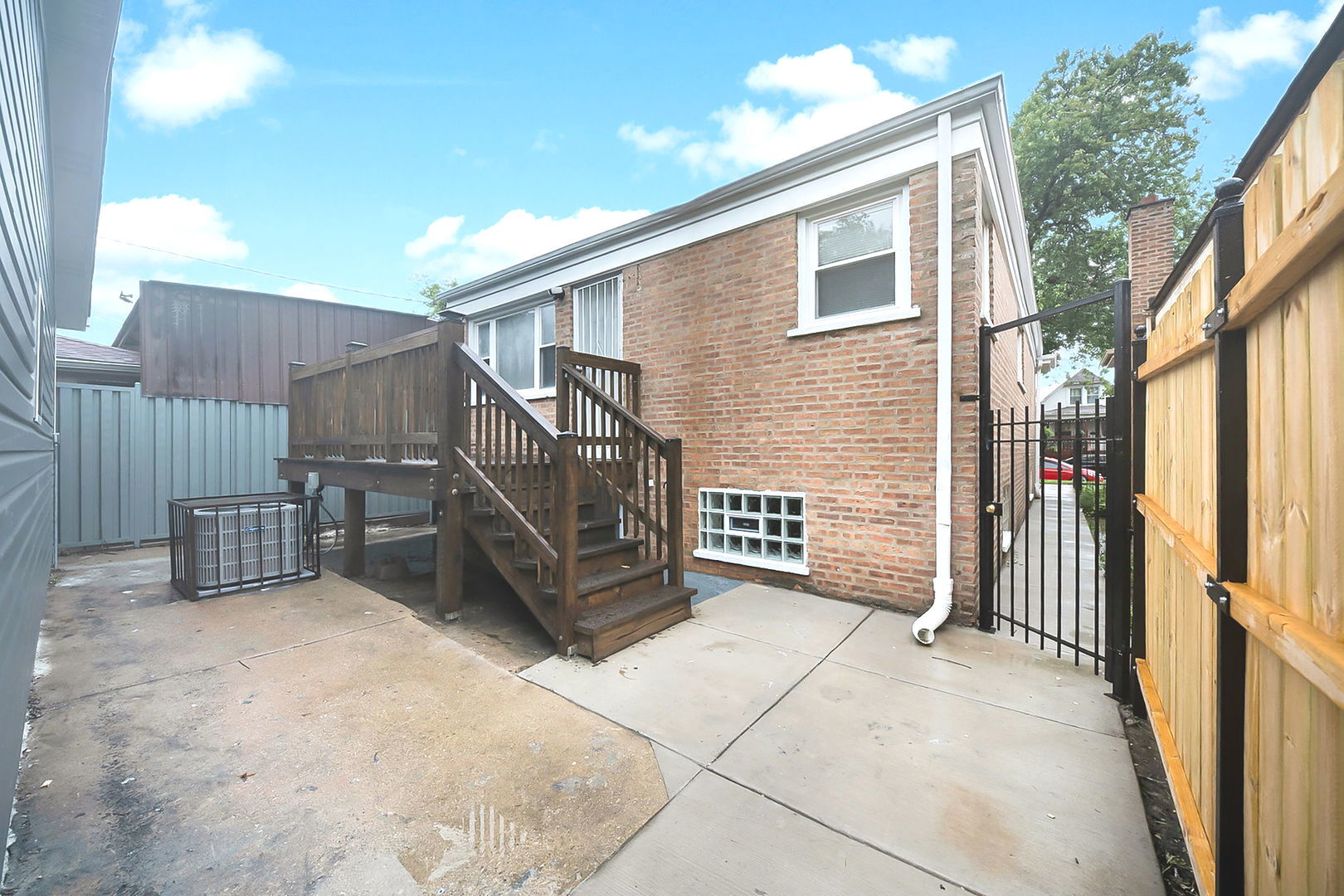 6525 S Bell Avenue Property Photo 29