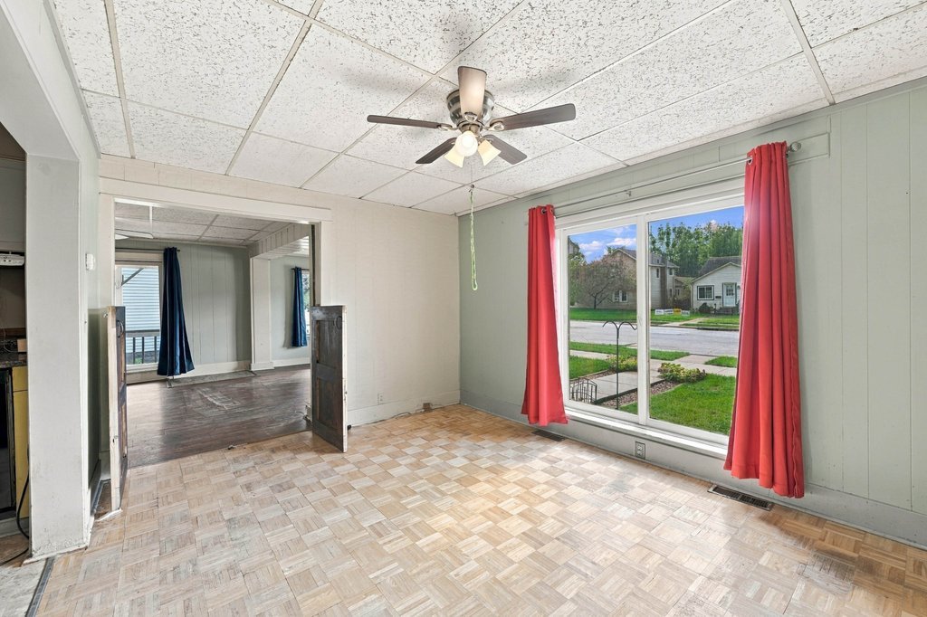 608 3rd Avenue Property Photo 14