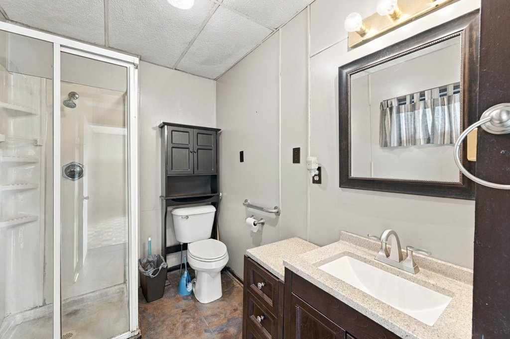 608 3rd Avenue Property Photo 16