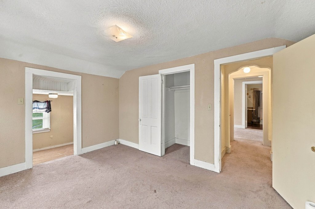 608 3rd Avenue Property Photo 24