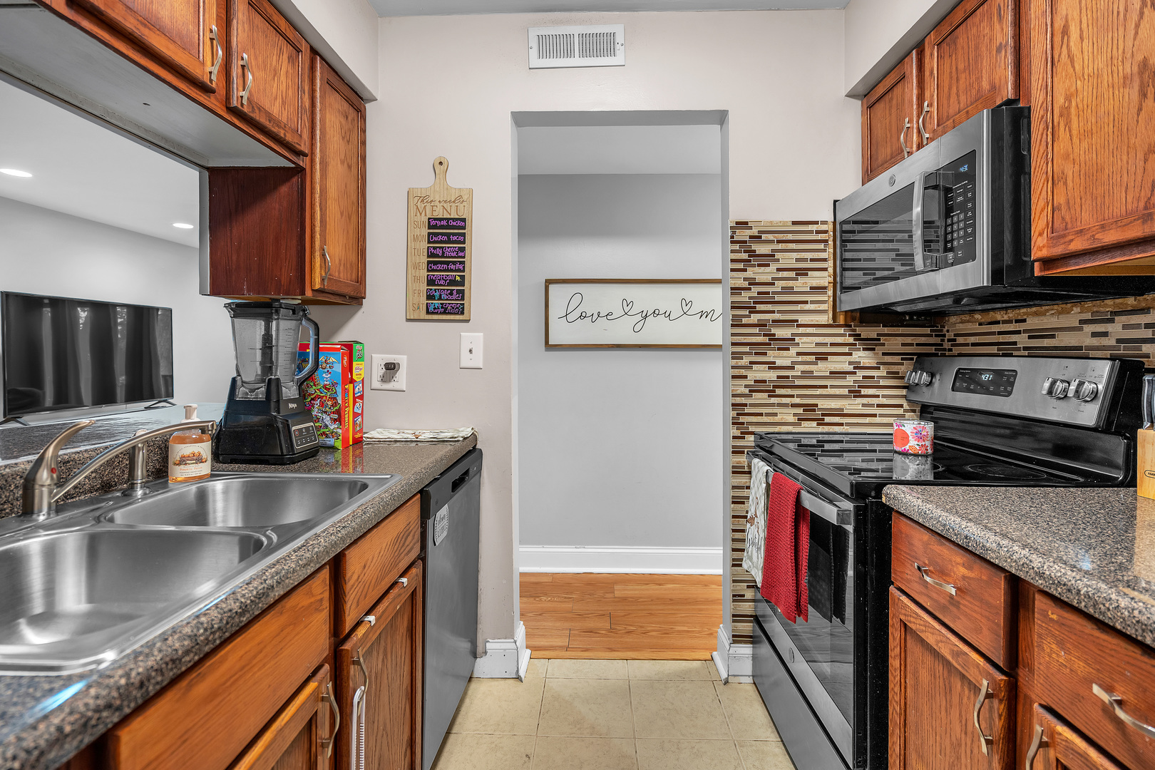 13515 Le Claire Avenue 58 Property Photo 6