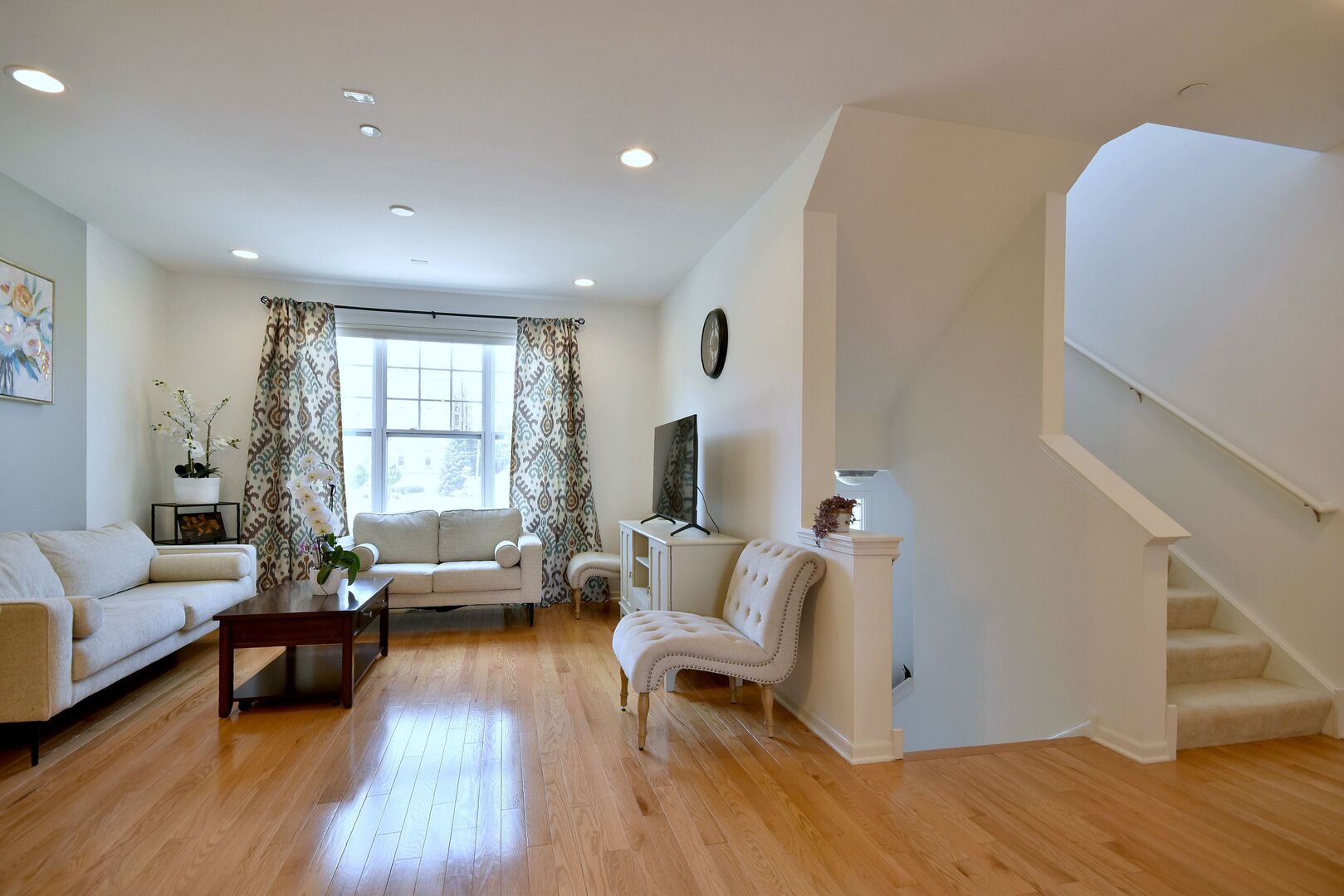 803 Lee Street Property Photo 4