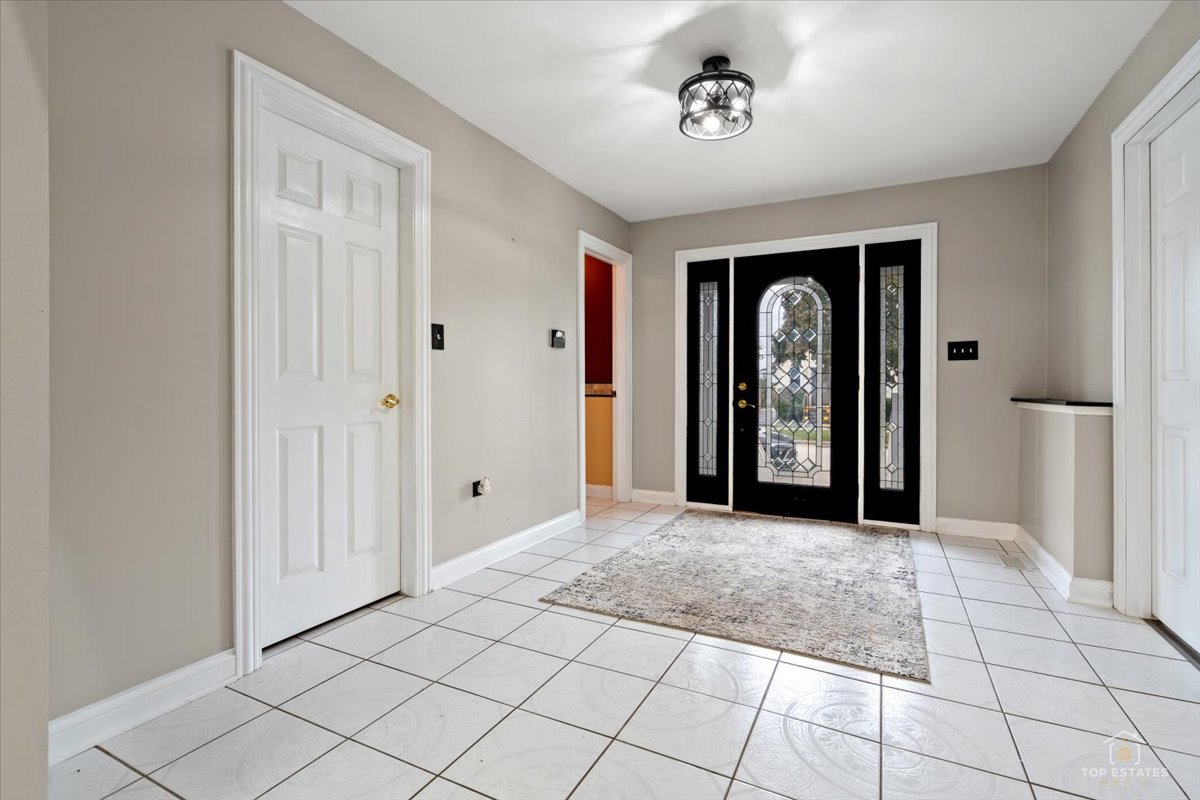 6613 Conrad Avenue Property Photo 4