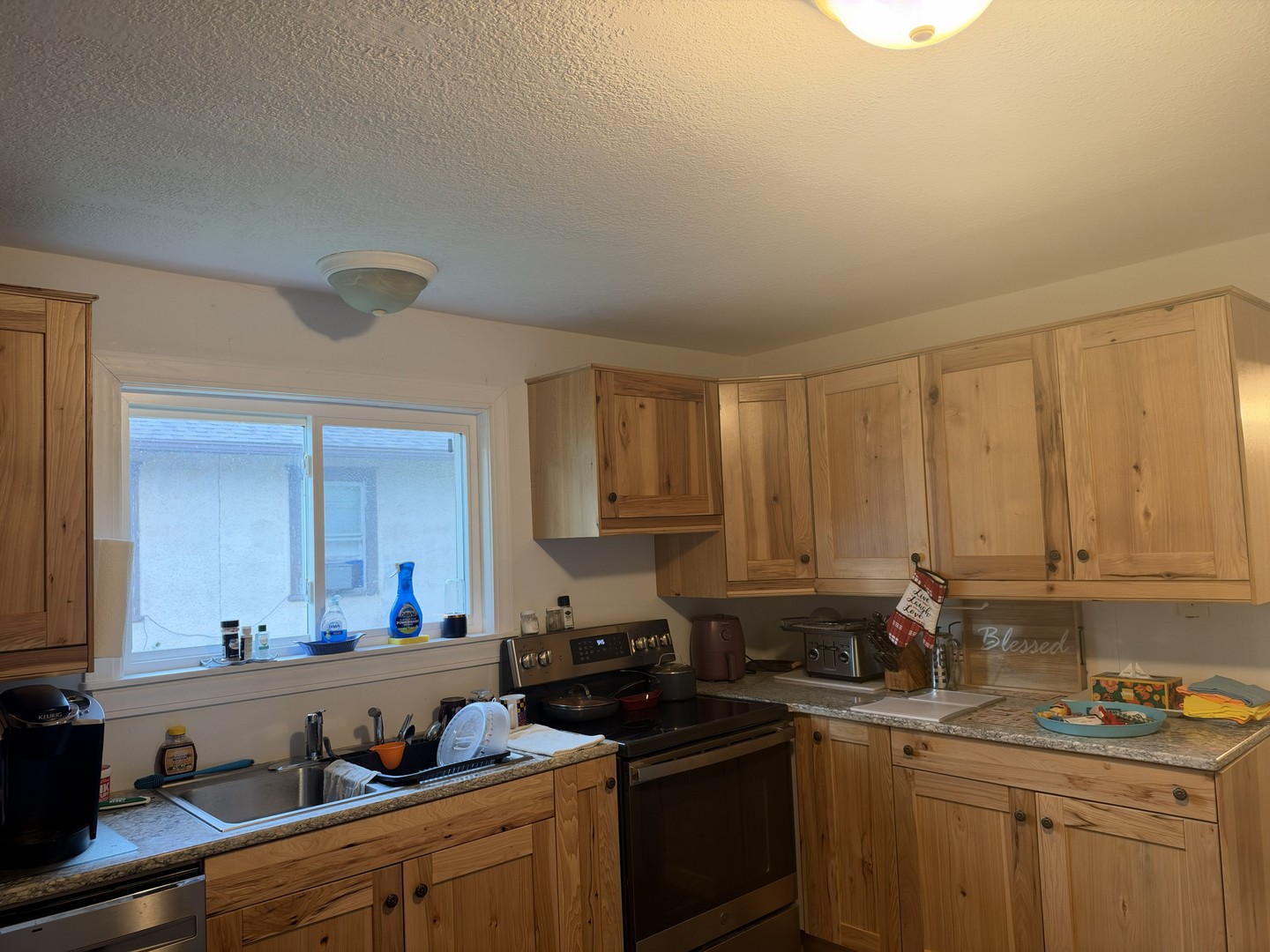 305 4th Avenue Property Photo 2