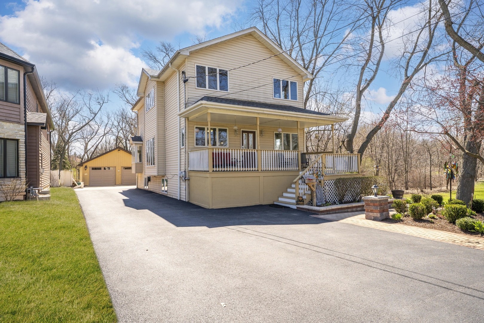 161 W Greenfield Avenue Property Photo 1
