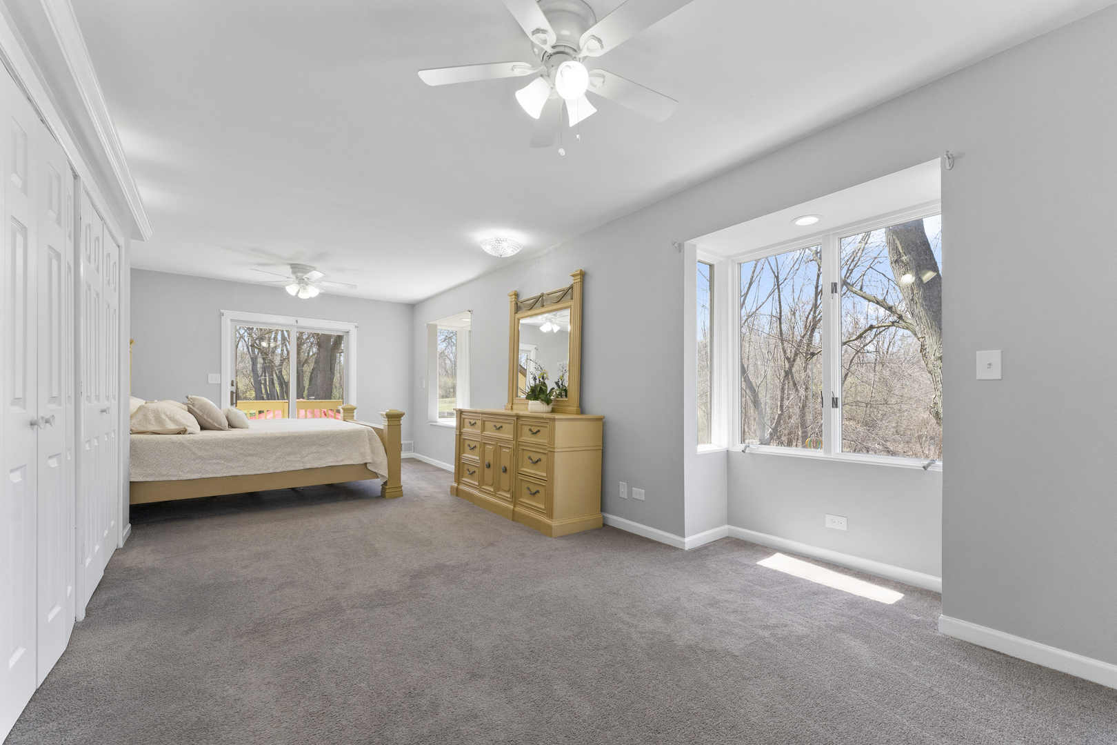 161 W Greenfield Avenue Property Photo 9