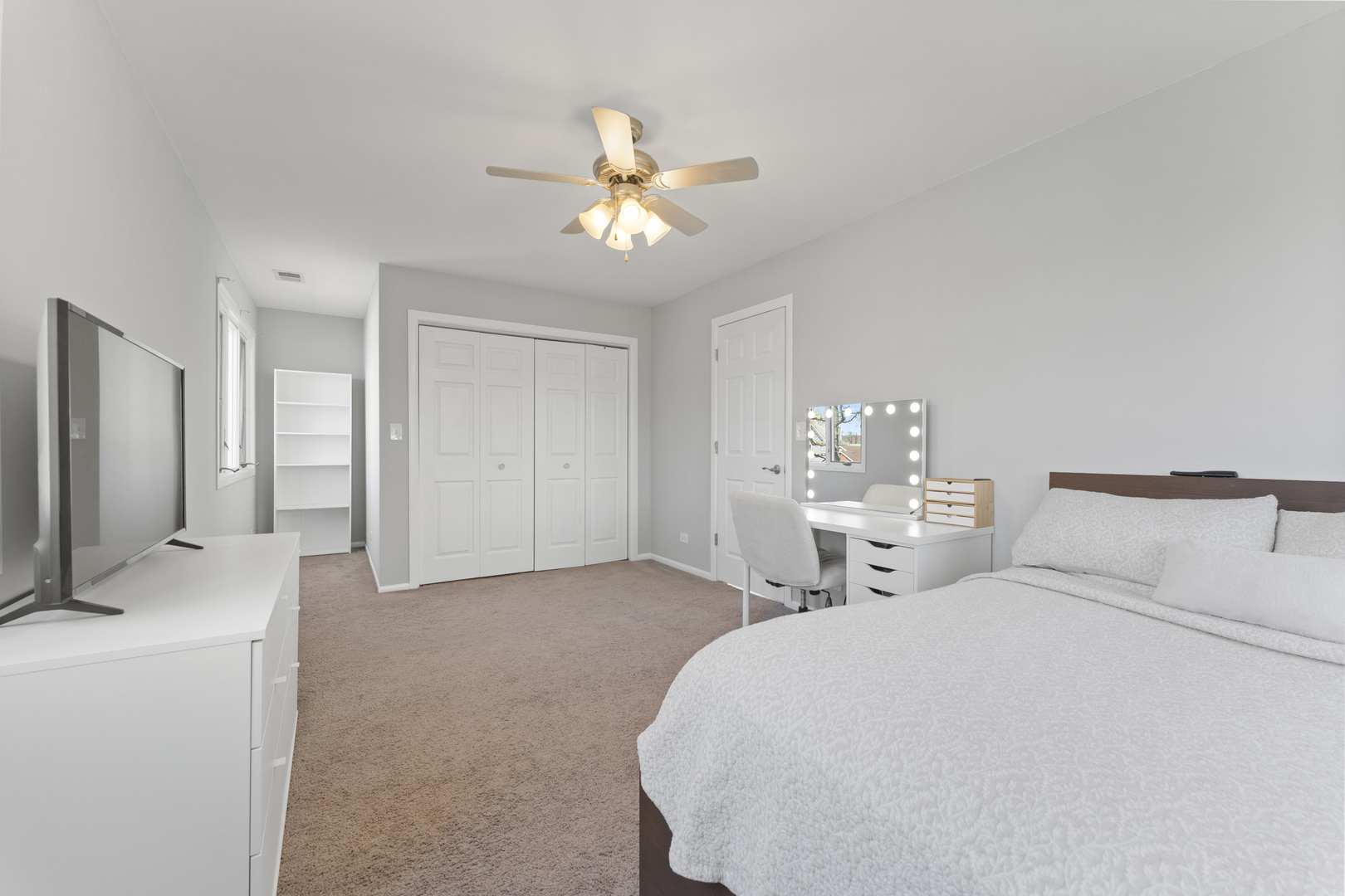 161 W Greenfield Avenue Property Photo 17