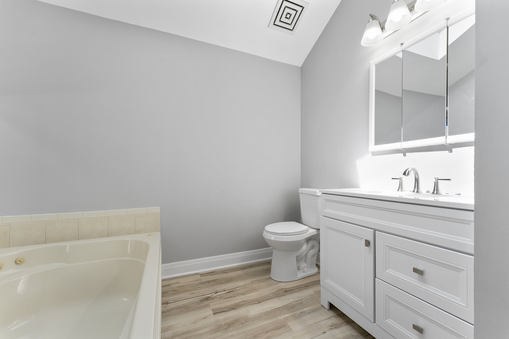 161 W Greenfield Avenue Property Photo 19