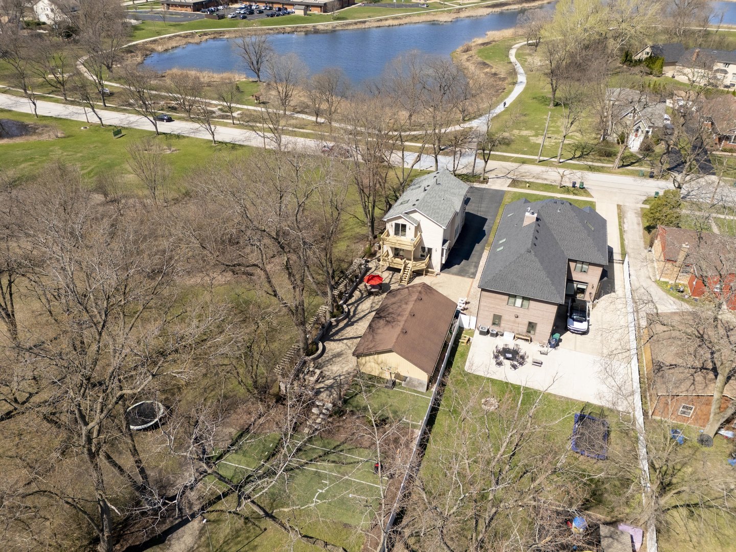 161 W Greenfield Avenue Property Photo 36