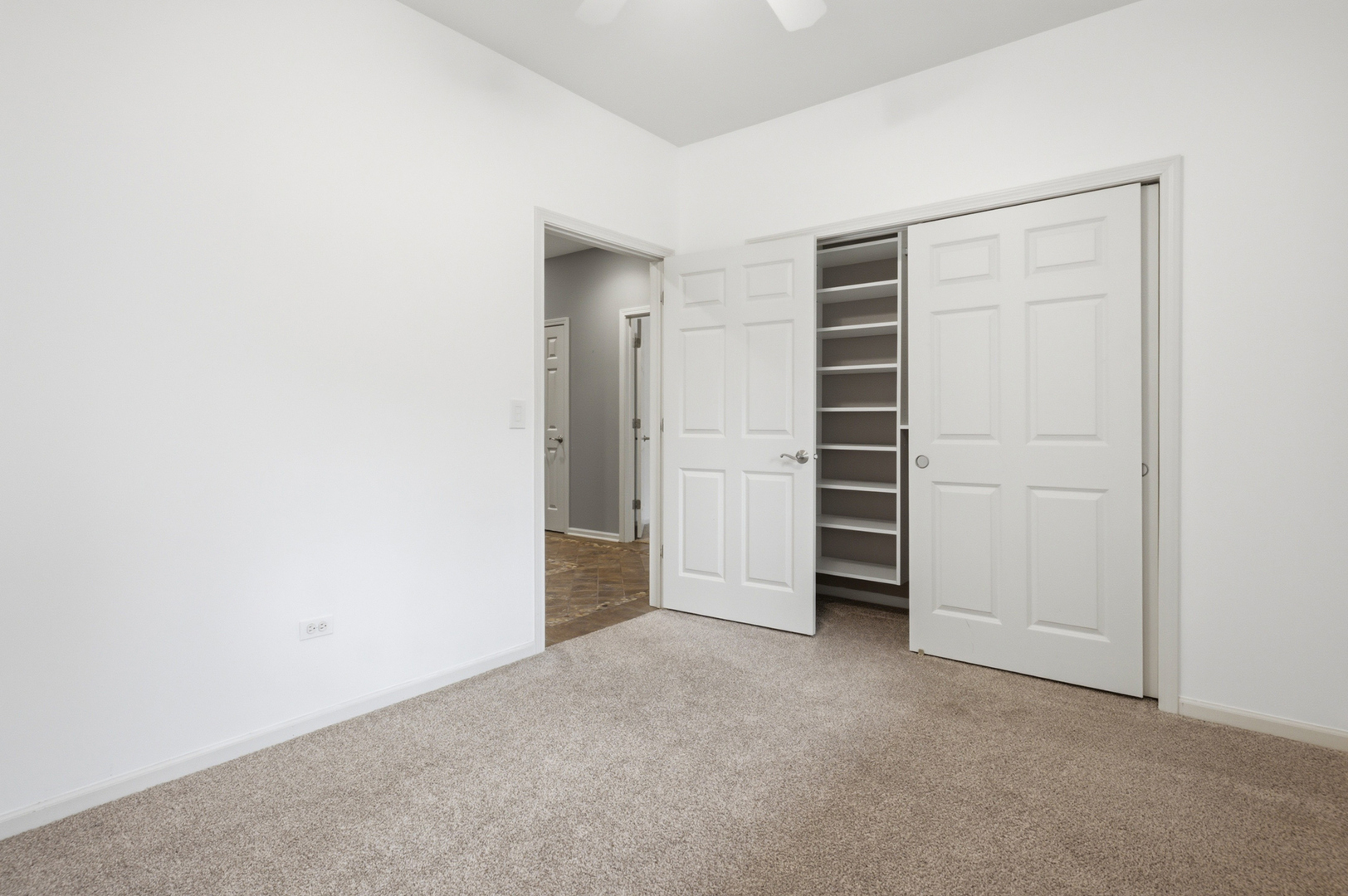60 E Hattendorf Avenue Property Photo 33